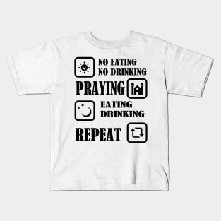 RAMADAN PRAYING REPEAT GIFTS Kids T-Shirt